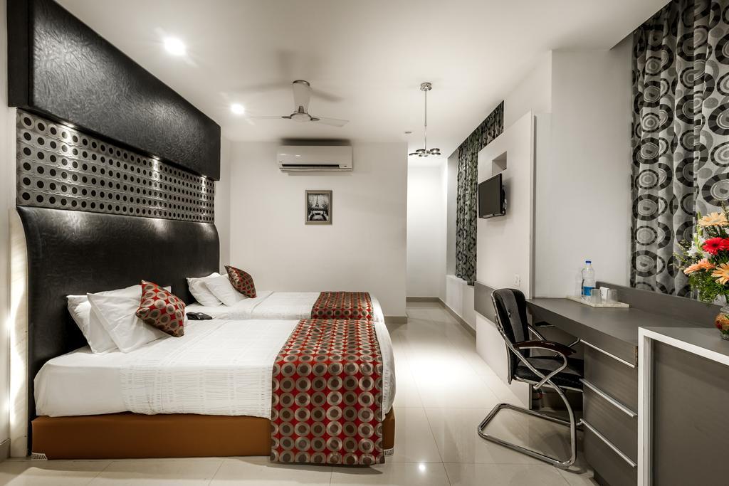 Saaral Residency Hotel Chennai